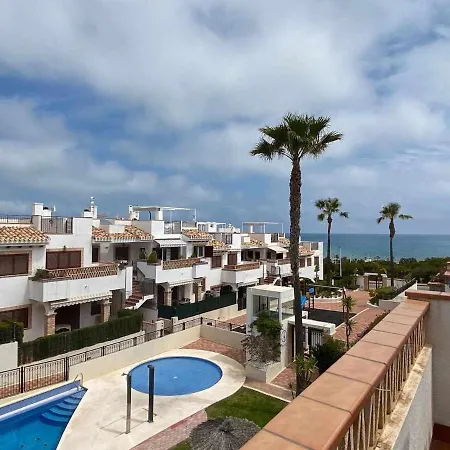 Magnifico Piso De Planta Alta A 200m De La Playa *